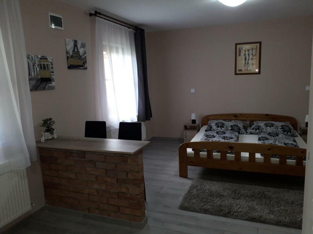 Aquatherma Apartman Sárospatak Εξωτερικό φωτογραφία
